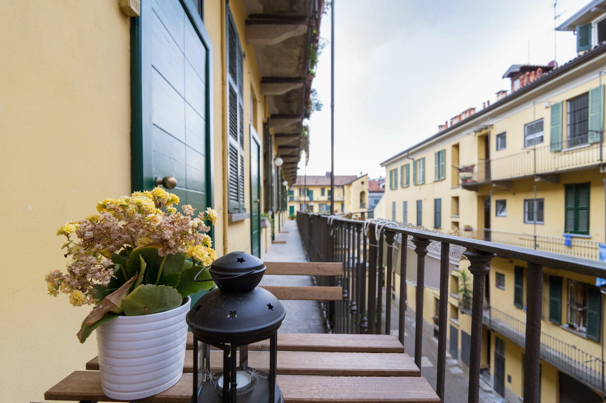 Milano Apartments Navigli Екстер'єр фото